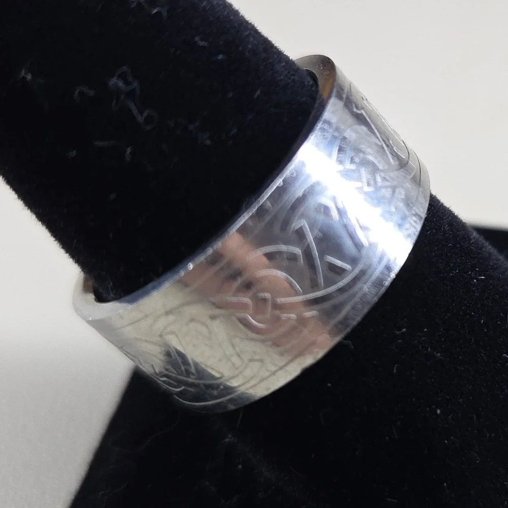 Celtic Knot Etched Band‎ Ring Silver Tone Metal Size 10 Unisex Wide Band